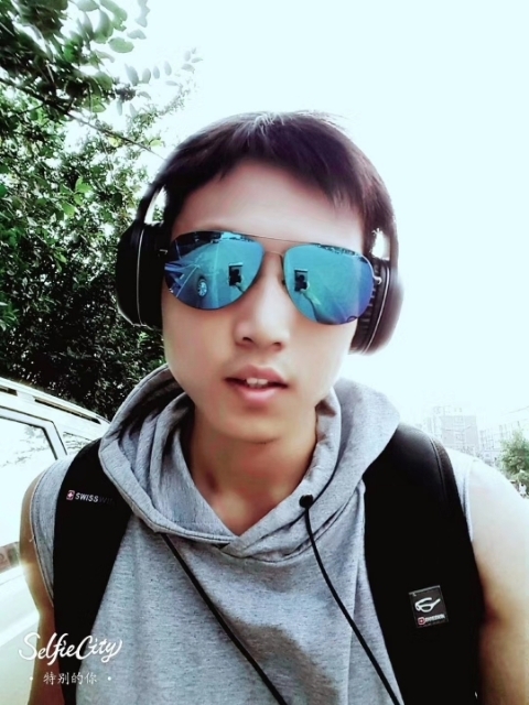 失意的人的第一张照片--河北蓝颜知己交友网