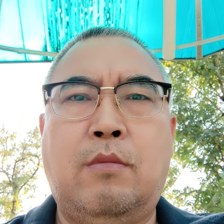 绿萝的第一张照片--河北蓝颜知己交友网